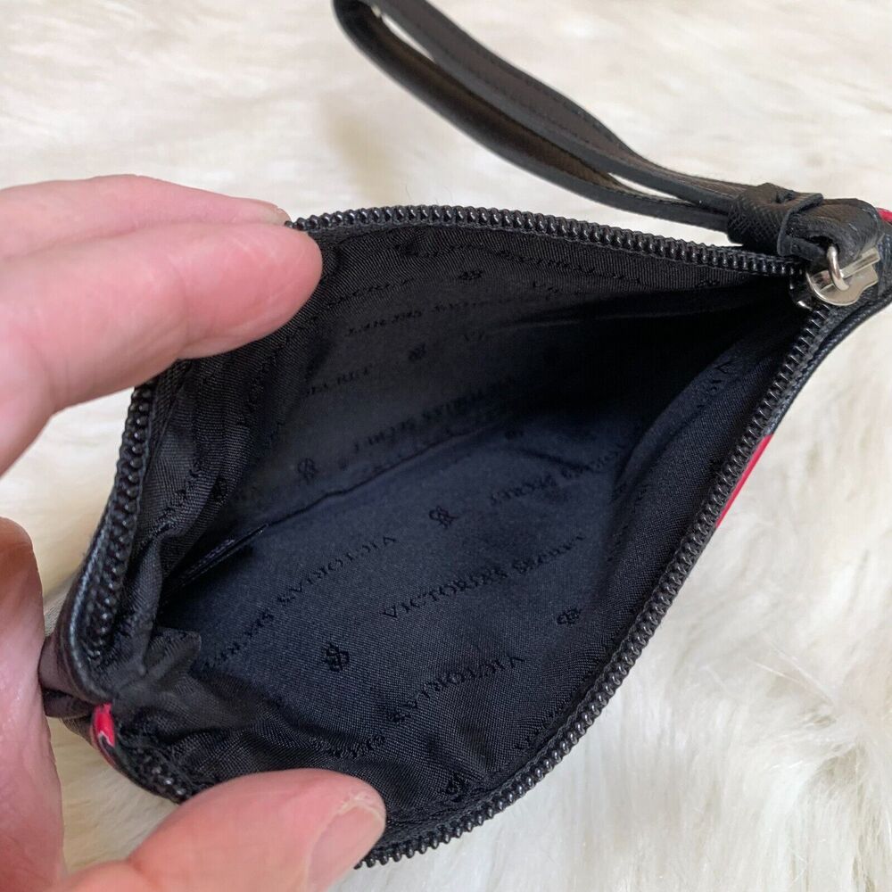 VICTORIA'S SECRET Black Faux Leather Wristlet with Pink & Red Lipstick Love Kiss - Picture 11 of 15